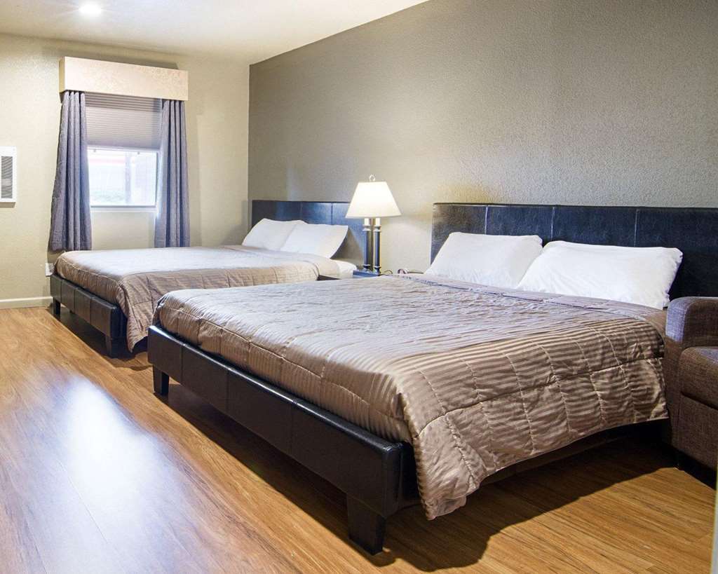 Rodeway Inn Flagstaff East Route 66 Chambre photo
